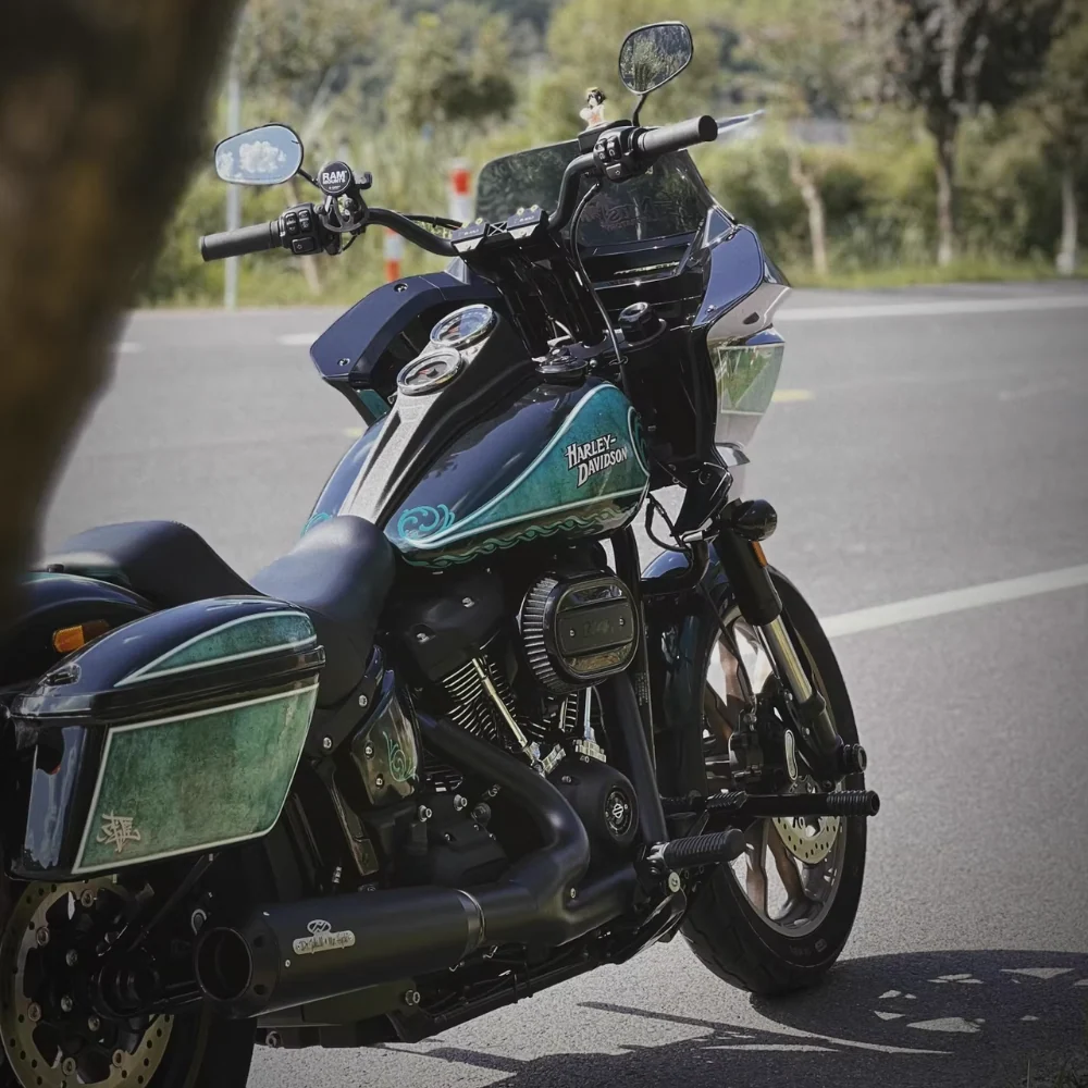 Sacoches rigides compactes Softail 2018+ - Image 4