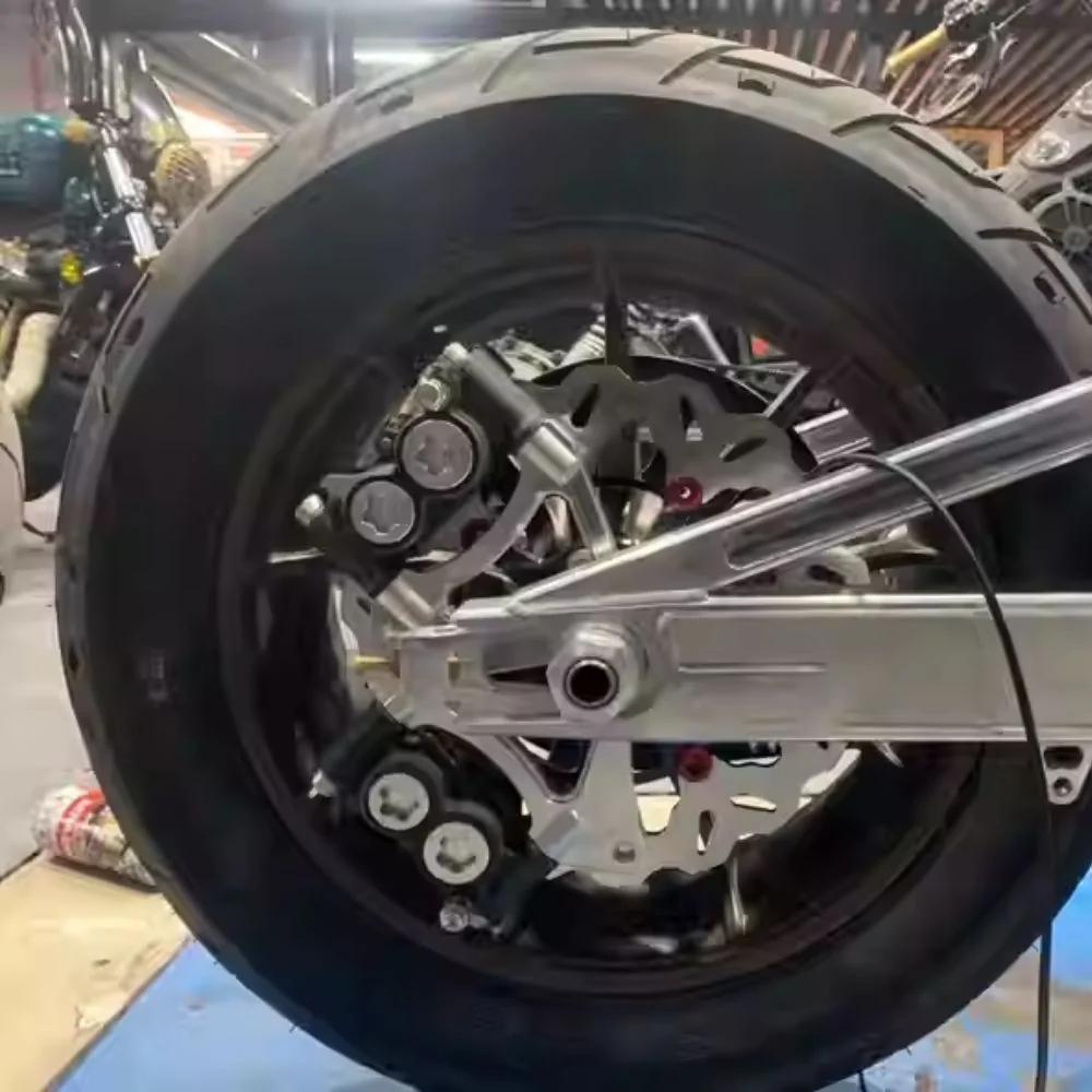 Support double étrier arrière Harley Softail (2018+)