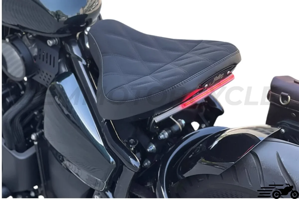 Selle Triumph Bobber - Image 3